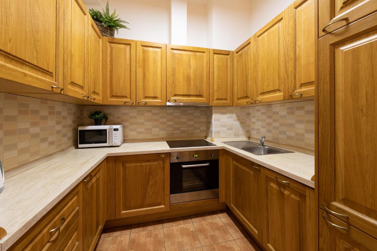 Luxury Apartment In Prime Location Praga Zewnętrze zdjęcie