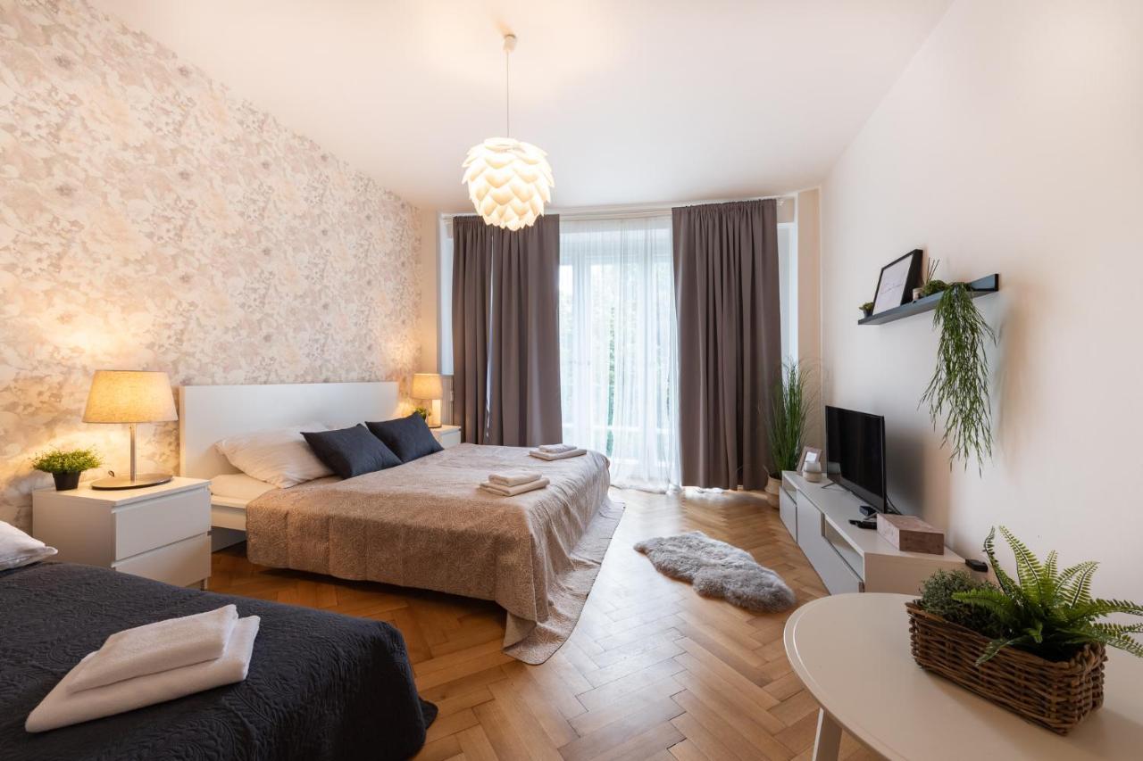 Luxury Apartment In Prime Location Praga Zewnętrze zdjęcie