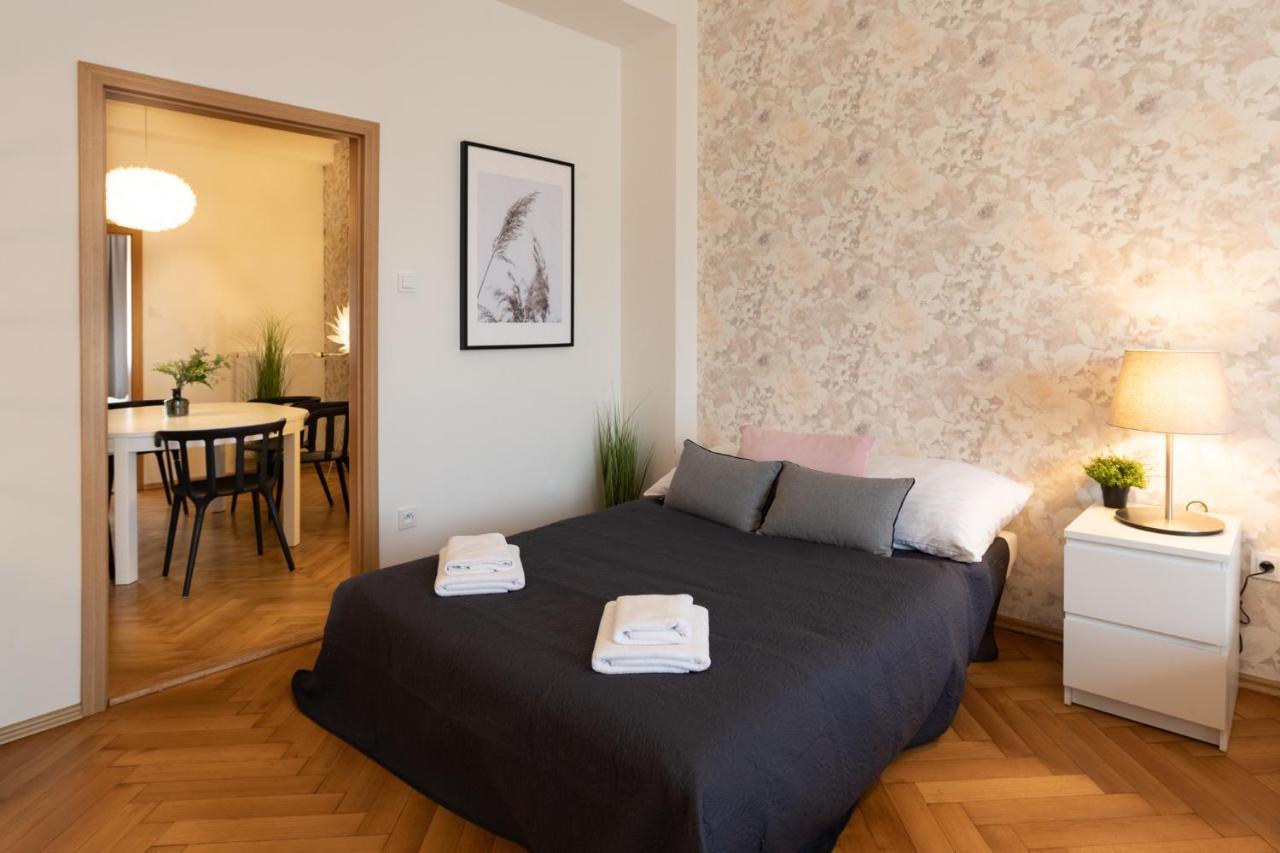 Luxury Apartment In Prime Location Praga Zewnętrze zdjęcie