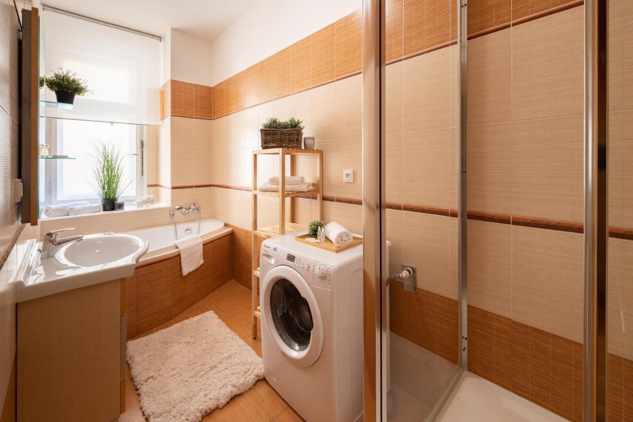 Luxury Apartment In Prime Location Praga Zewnętrze zdjęcie